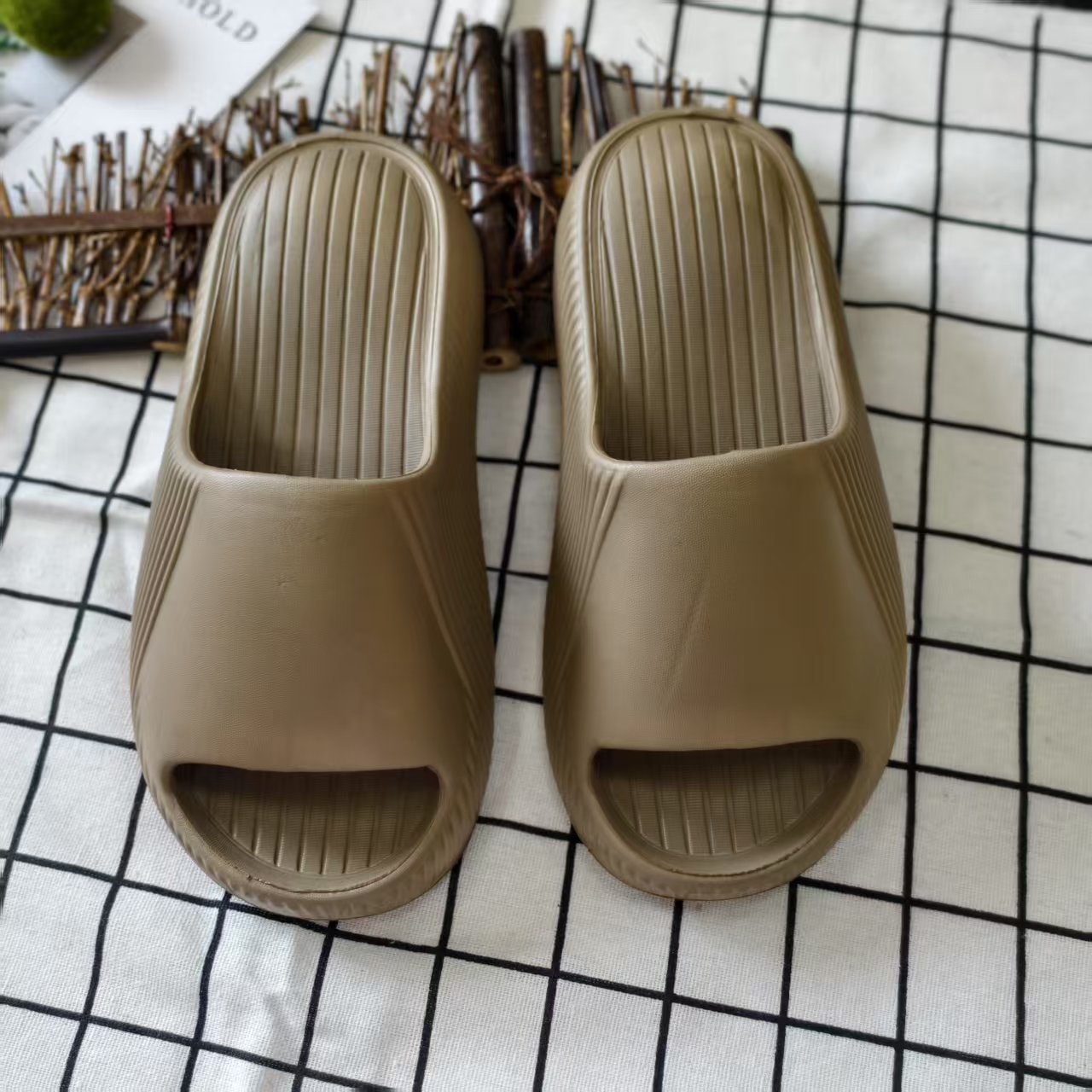 Men's Non-Slip Slides